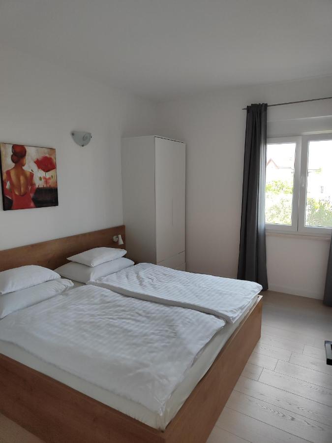 Apartmani Seka Vodice Eksteriør billede