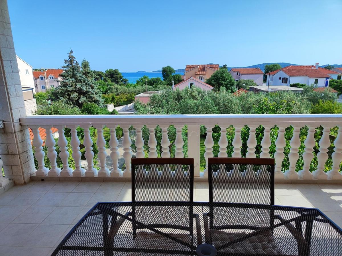 Apartmani Seka Vodice Eksteriør billede